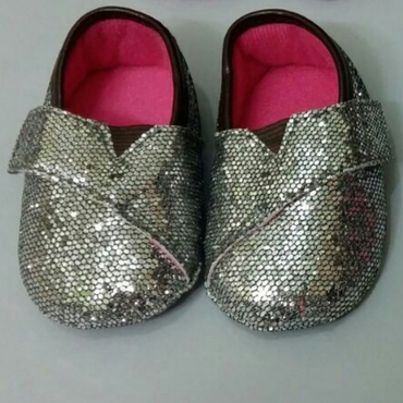 پاپوش نقره‌ای