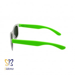عینک آفتابی بچه گانه Police مدل SK 039 Z69V