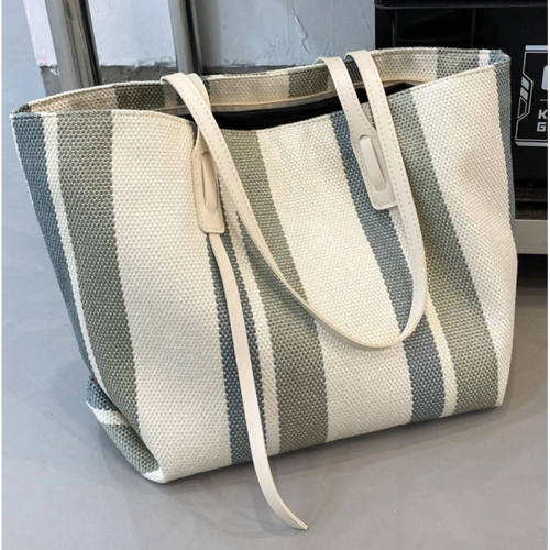 Striped Pattern Shoulder Tote Bag