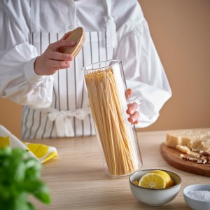 بانکه شیشه‌ای ایکیا مدل EKLATANT با درب بامبو 1.8 لیتری – نگهداری شیک و تازه مواد غذایی