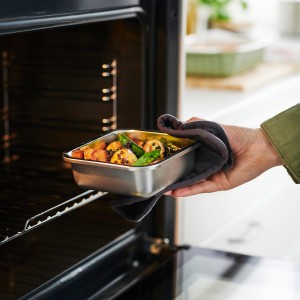 ظرف غذای درب‌دار استیل ایکیا IKEA 365+ مدل مربع 600 میلی‌لیتر