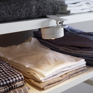 نورافکن LED و گیره ایکیا STOTTA