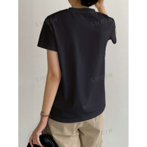 SHEIN Dazy-Less Solid Seam Detail Tee