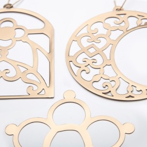 تزئینی بالای درب ایکیا AROMATISK