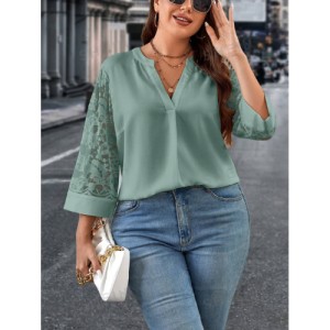 SHEIN Clasi Plus Size Women's Lace Patchwork Notched Neckline Blouse