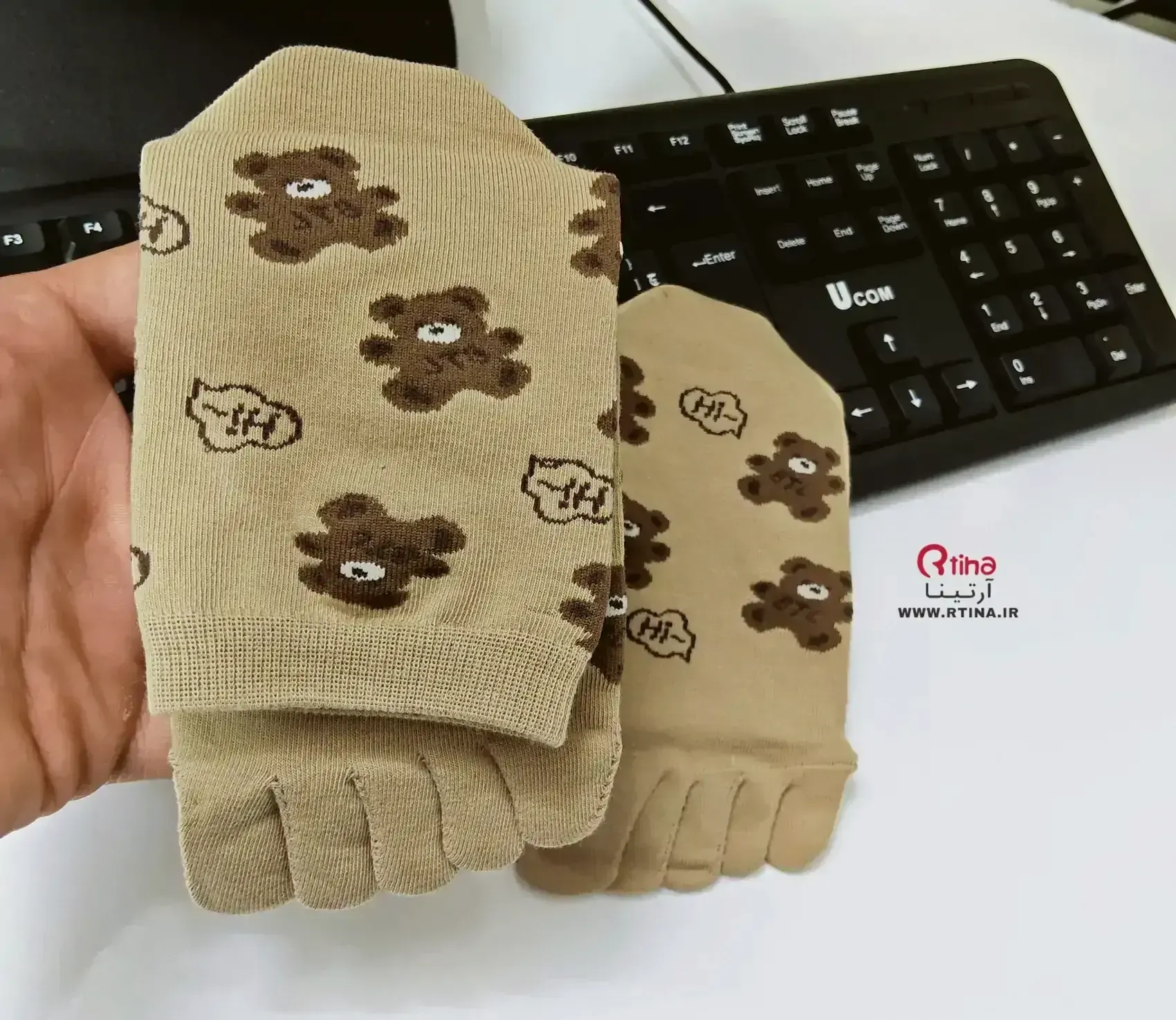 جوراب برای جدا کردن انگشت ها