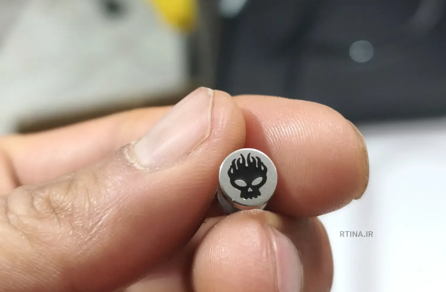 گوشواره پیچی دخترانه