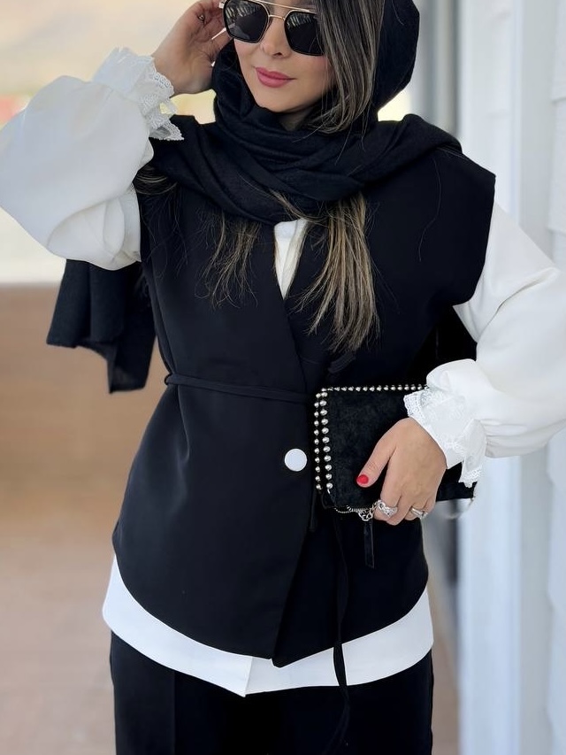 وست زنانه مدل ونوس