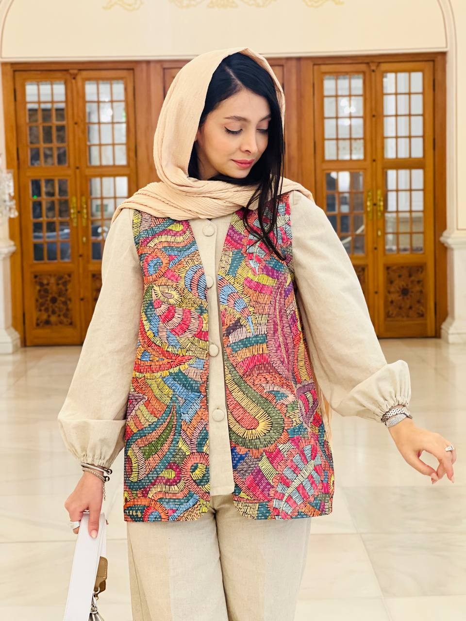 وست زنانه مدل ترمه