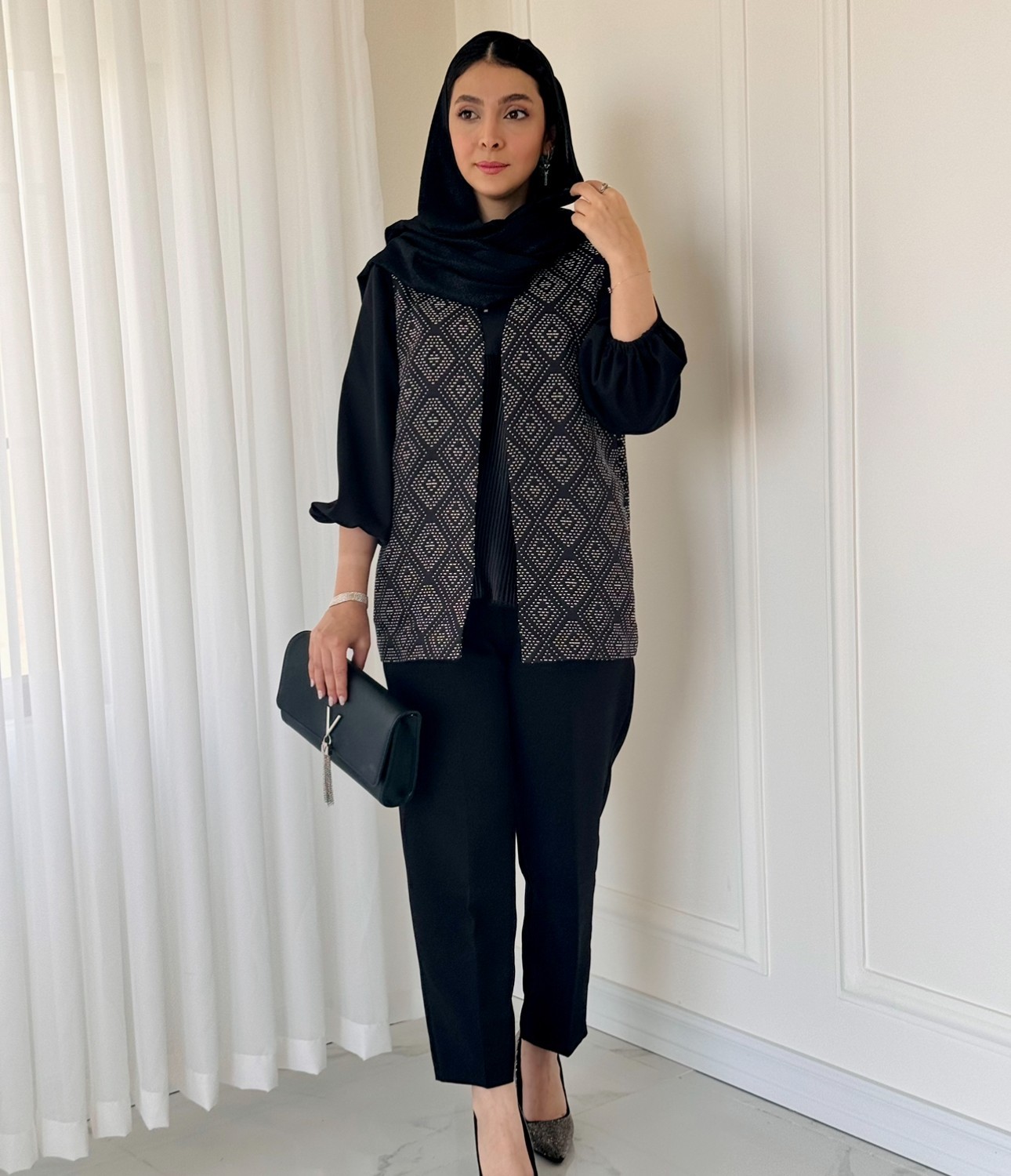 وست زنانه مدل کوک مشکی