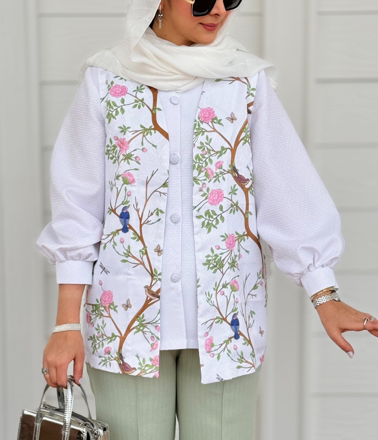 وست زنانه مدل اردیبهشت