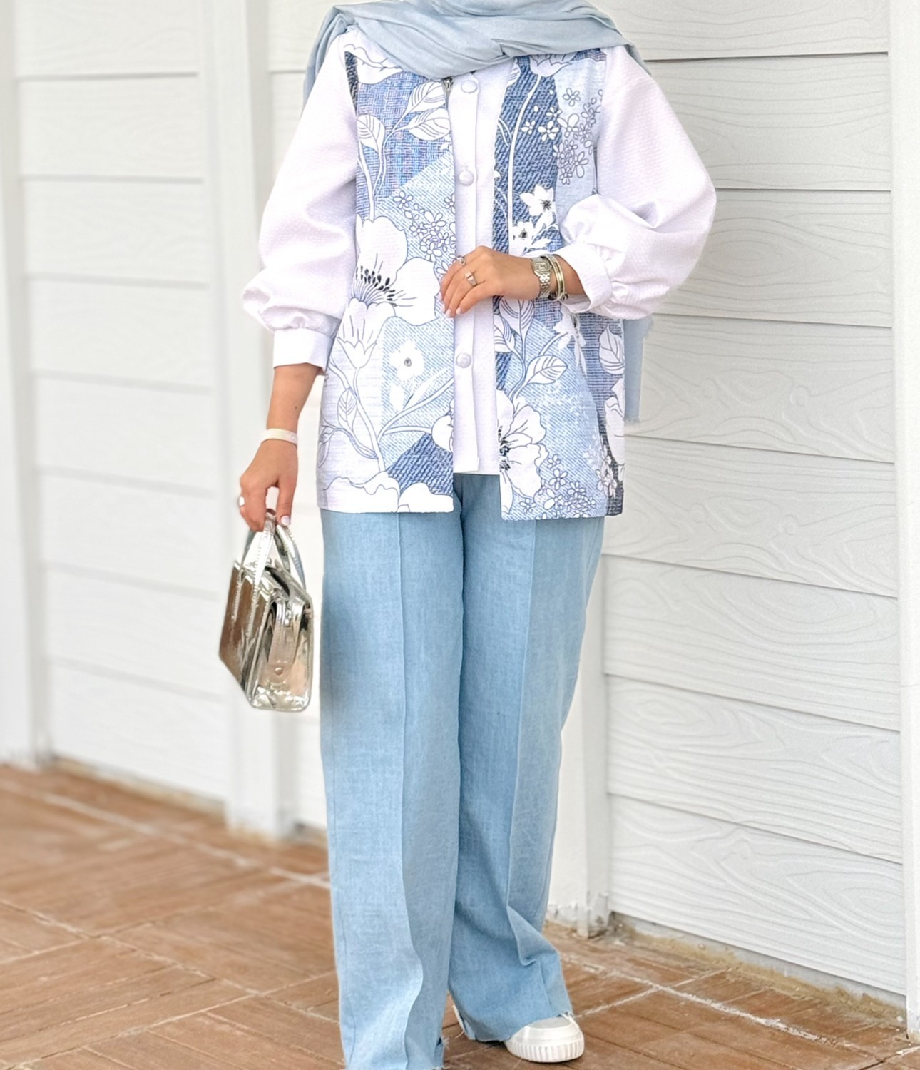 وست زنانه مدل لونا