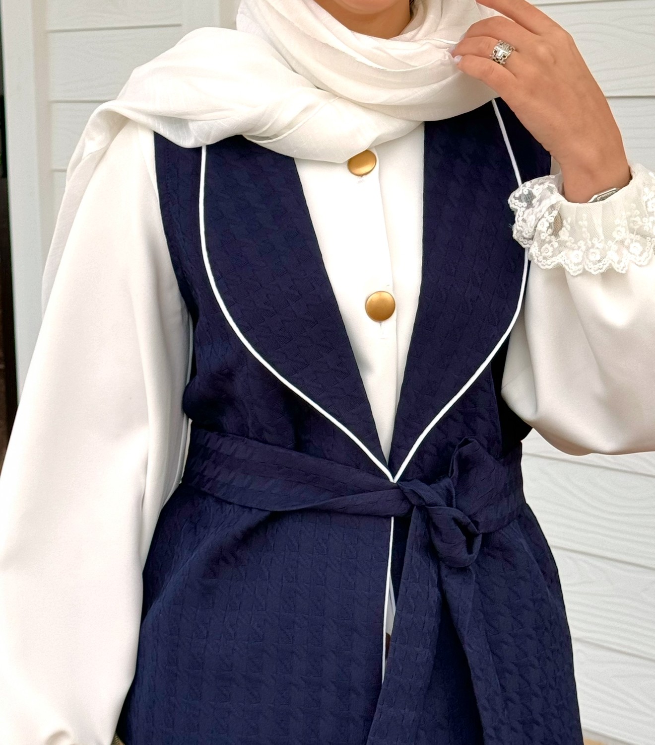 وست زنانه مدل رویال