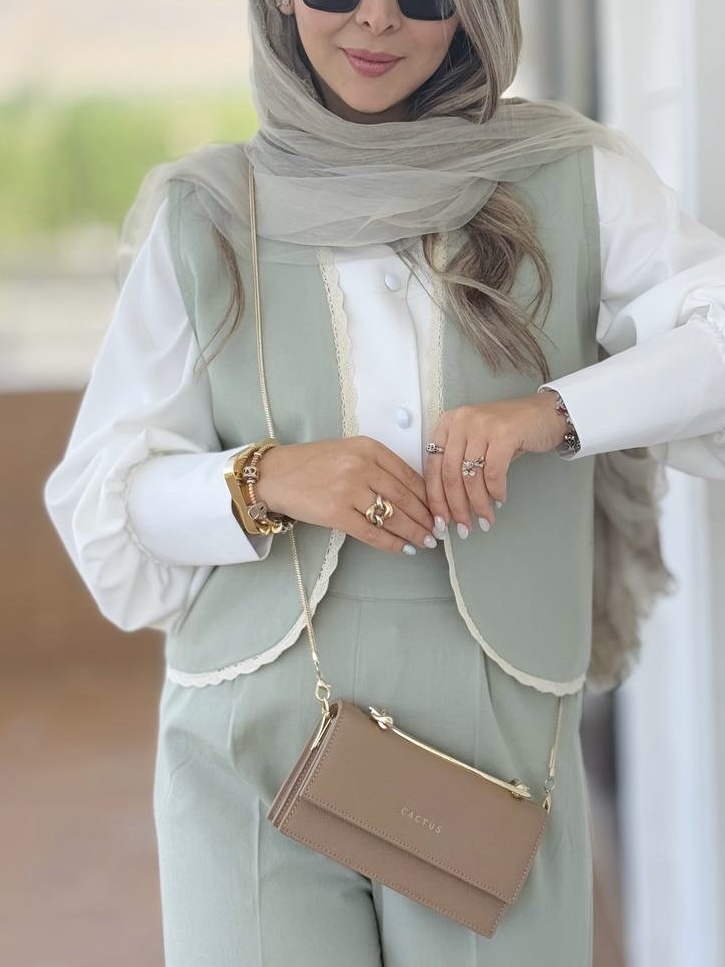 وست زنانه مدل آفرینش