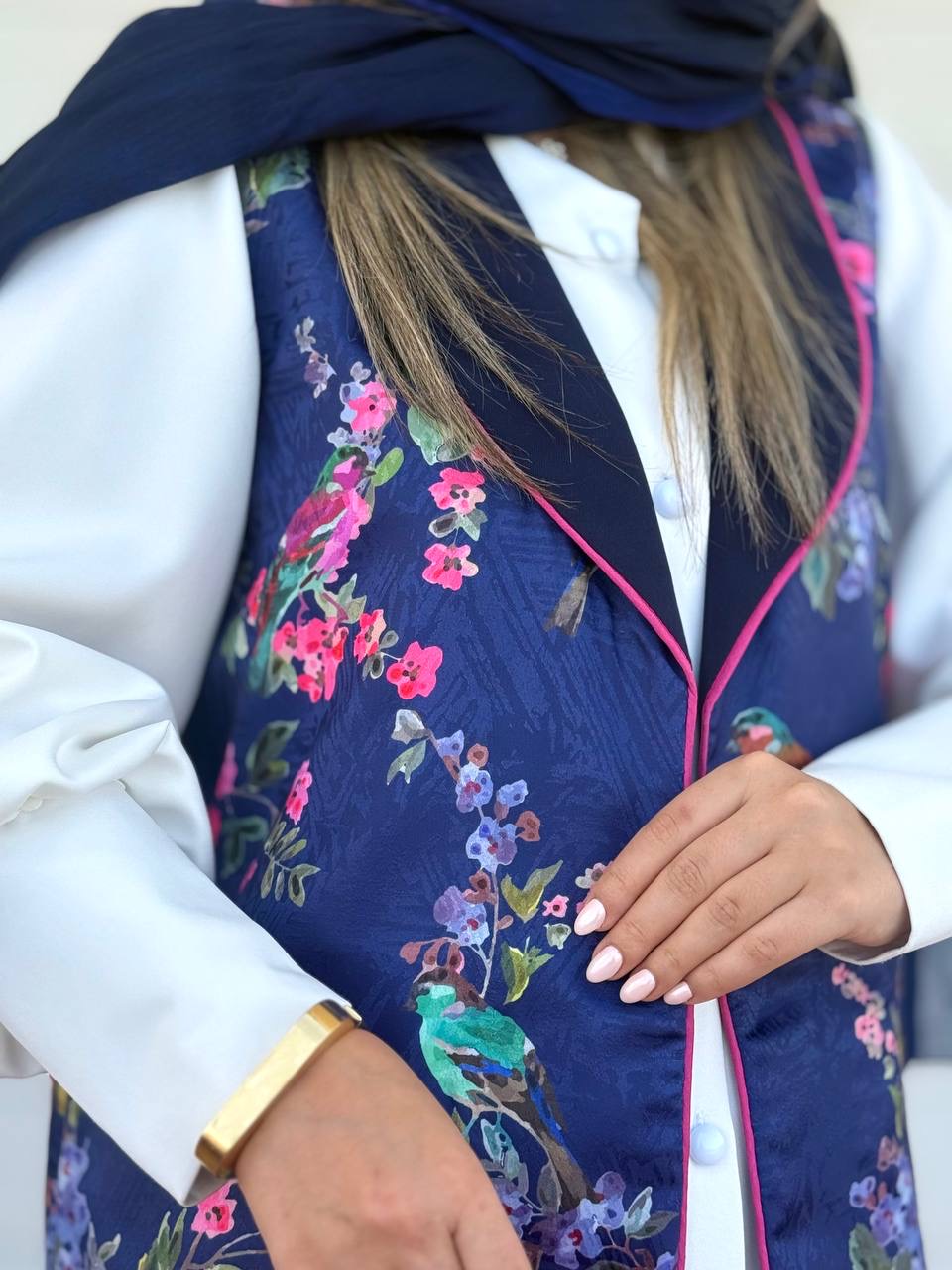وست زنانه مدل سرخاب