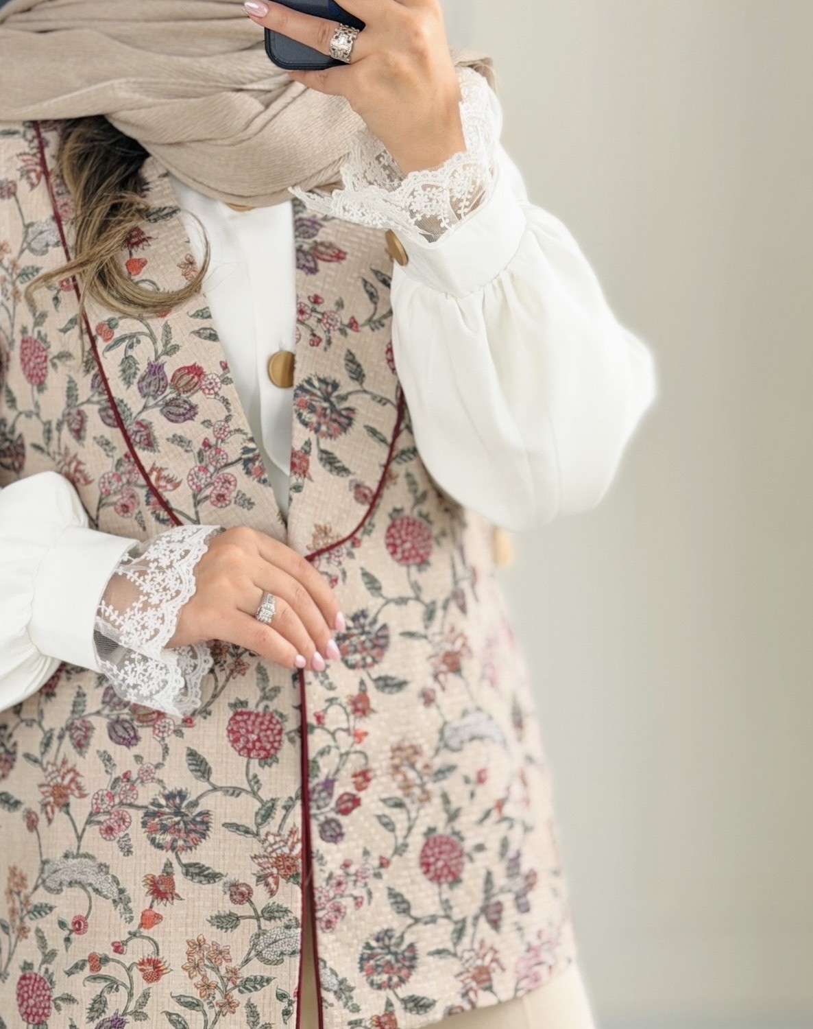 وست زنانه مدل توران