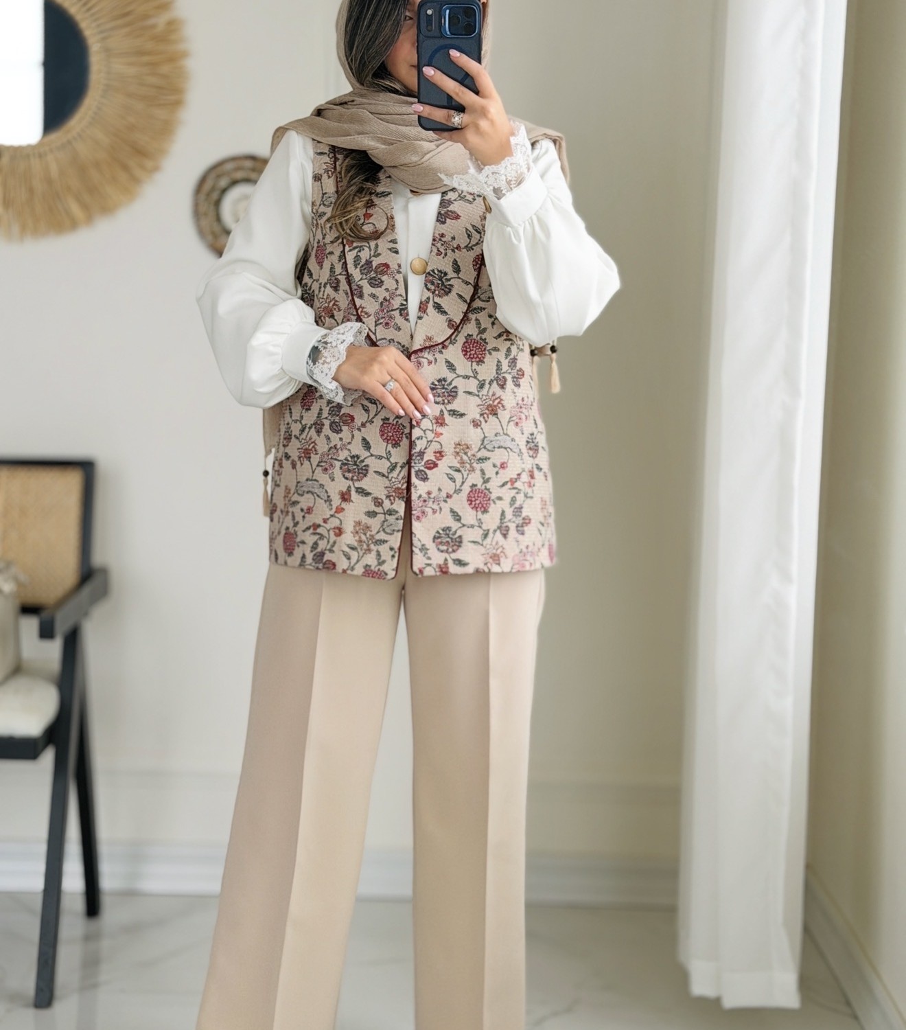 وست زنانه مدل رستا