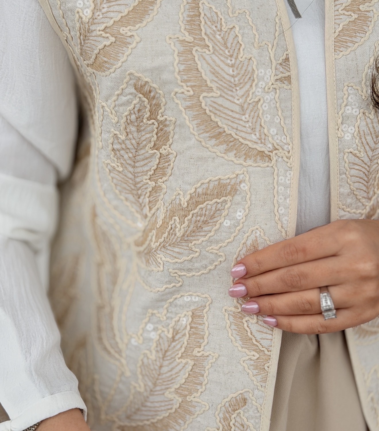 وست زنانه مدل توران