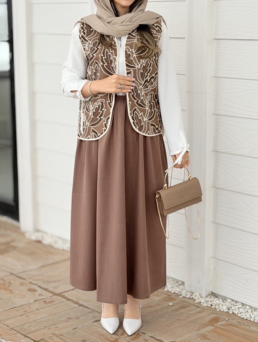 وست زنانه مدل توران