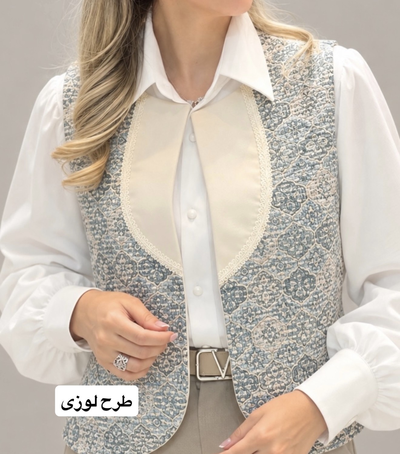وست زنانه مدل پردیس