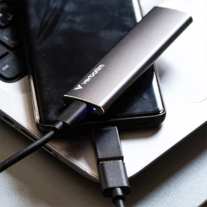 حافظه SSD اکسترنال 1 ترابایت ورباتیم مدل VX500