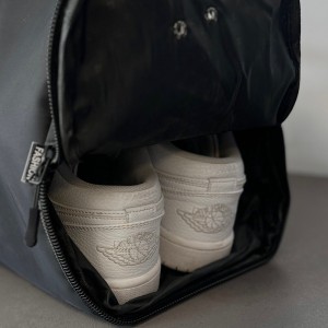 ساک ورزشی خفاشی نایکی - Nike Bat-Style Sports Bag|کد ۲۳۶ مشکی