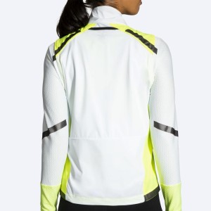 Carbonite Women's Reflective Running Vest