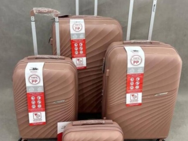 مجموعه ۴ عددی چمدان وارداتی مونزا ۱۰۰٪ نشکن بدنه پروپیلن .pp