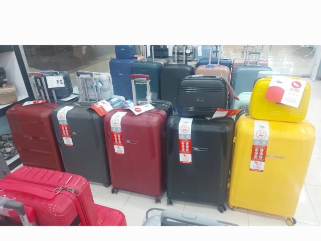 مجموعه ۴ عددی چمدان وارداتی برند مونزا monza. ضدضربه ۱۰۰٪نشکن.