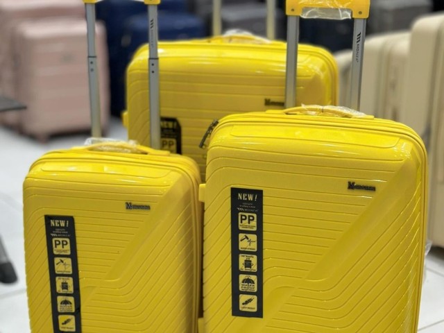 چمدان (ژله ای) وارداتی برند مونزا monza. ضدضربه ۱۰۰٪نشکن.