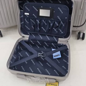 چمدان وارداتی ۴  تکه برند ریبار Ribar .  ضدضربه ۱۰۰٪نشکن.