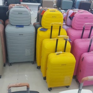 چمدان ۳ تکه برندribar  ریبار ۱۰۰٪نشکن ضد ضربه جنی پلیپروپیلن