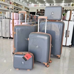 مجموعه ۴ عددی چمدان وارداتی برند مونزا monza. ضدضربه ۱۰۰٪نشکن. مدل kl2021