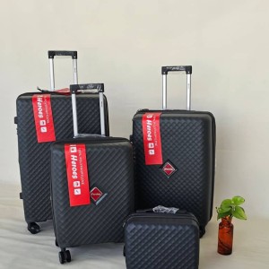 چمدان خارجی جنس پ پ نشکن مدل  13196 heroes