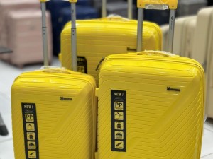 چمدان (ژله ای) وارداتی برند مونزا monza. ضدضربه ۱۰۰٪نشکن.