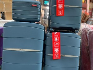 ست کامل ۴ تایی چمدان برند هرویس جنس پلی پرو پیلن پ پ نشکن و فول آپشن  ۷ رنگ جذاب heroes suitcase pp