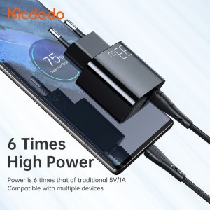شارژر دیواری مک دودو مدل CH-0922 به همراه کابل تبدیل USB-C