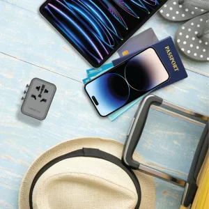 شارژر مسافرتی سه پورت 1-World | 3-Ports Travel Charger (20W) مومکس (momax)