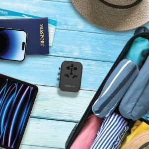 شارژر مسافرتی چهار پورت هفده وات 1-World | 4-Ports Travel Charger (17W) مومکس (momax)
