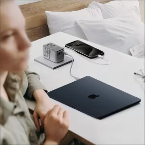 شارژر مسافرتی 4 پورت 1-World+ Flow | 4-Ports Travel Charger | Built-in USB-C Cable (35W) مومکس (momax)