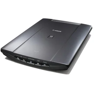 اسکنر رومیزی استوک canon Lide 210