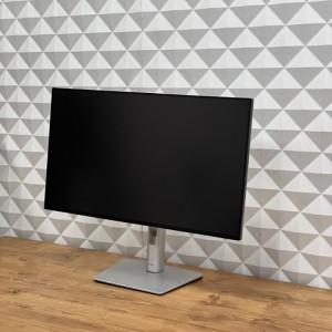مانیتور استوک 24 اینچ حرفه ایی دل مدلDell U2422H