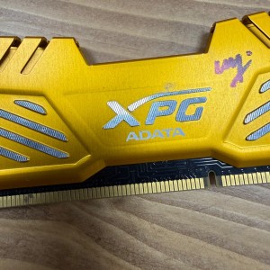 رم کامپیوتر ADATA مدل XPG ظرفیت 4 گیگابایت DDR3 استوک هیت‌سینک‌دار