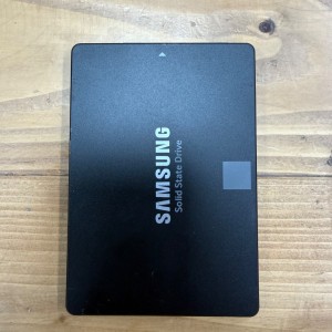 هارد SSD سامسونگ مدل PM851 ظرفیت 256 گیگابایت (استوک)