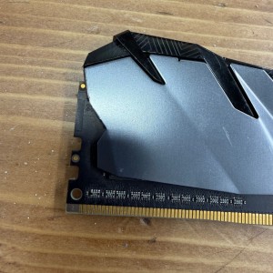 رم کامپیوتر استوک ADATA XPG ظرفیت 8 گیگابایت DDR4 هیت‌سینک‌دار