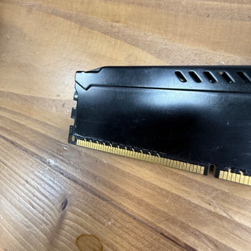 رم ۸ گیگابایت DDR3 کینگستون هایپر ایکس فیوری | Kingston HyperX Fury 8GB DDR3 (استوک)
