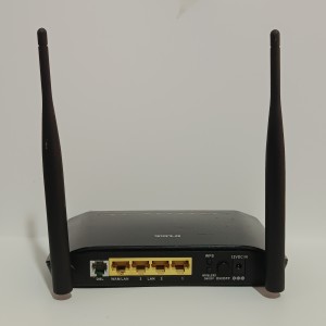 مودم دی لینک دو آنتن DSL-2740U