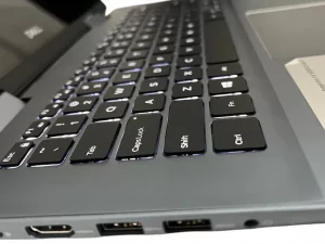 پورت‌های HDMI و Type-C در Dell 5000