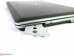 لپ تاپ دست دوم Dell Latitude E6530 پردازنده i5 گرافیک 1GB