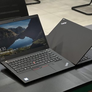 لپ تاپ استوک Lenovo ThinkPad T490s i7